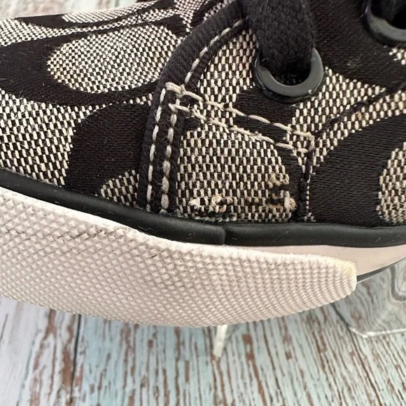 🔹Coach Women’s Black Printed Sneakers - Size 6B🔸 - Picture 12 of 16